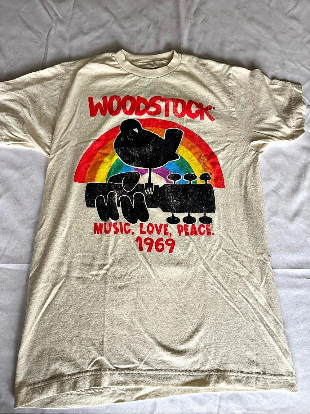 Woodstock 1969 Graphic Tee Graphic Tee Cream 100% Cotton Size Medium